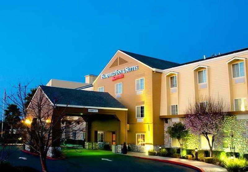 Fairfield Inn And Suites By Marriott Napa American Canyon Exterior foto
